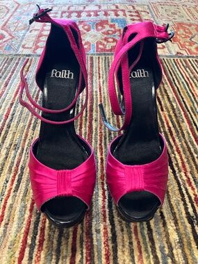 Women's Faith UK Pink Fuchsia Black Satin  High Heels - USA 6 (UK 4)